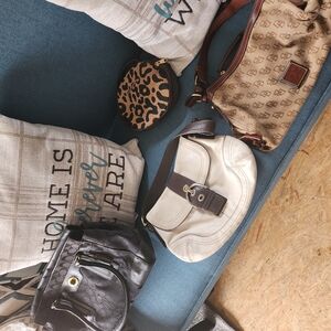 Stylish Beige Women's Shoulder Bag